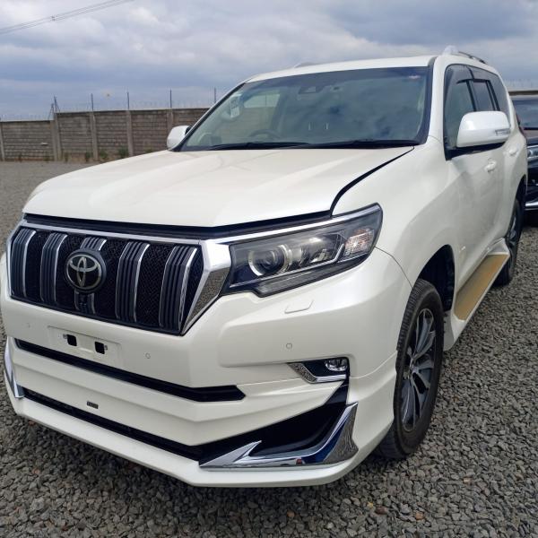 2018 Toyota Land Cruiser Prado TX