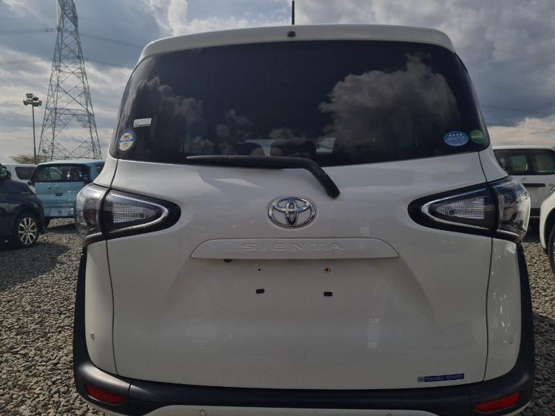 2019 TOYOTA SIENTA