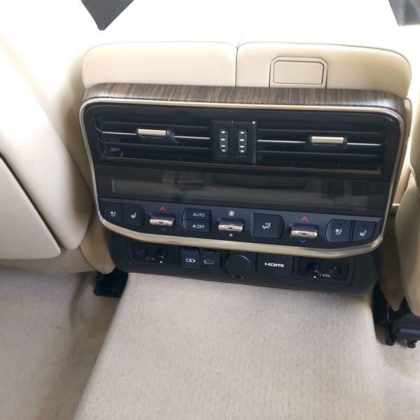 2022 Toyota Land Cruiser LC 300
