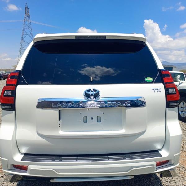 2019 Toyota Land Cruiser Prado TX