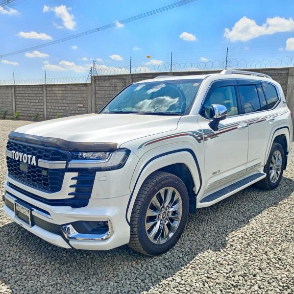 2022 Toyota Land Cruiser LC 300