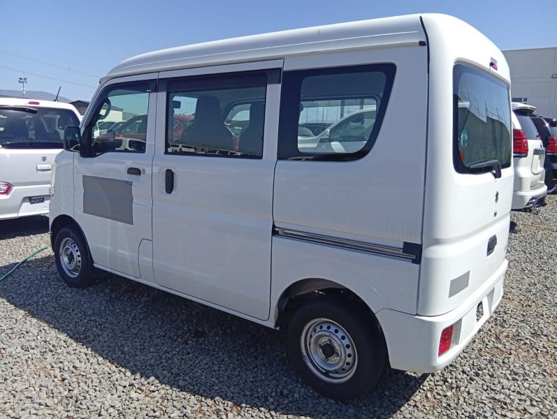 2018 Suzuki Every