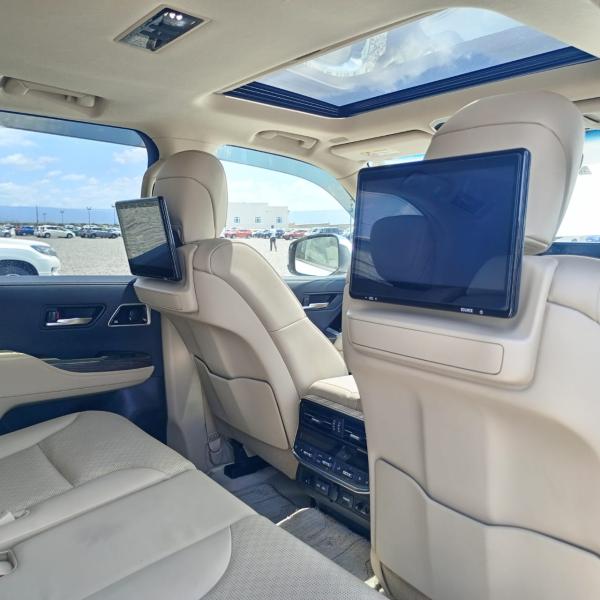 2022 Toyota land Cruiser LC 300
