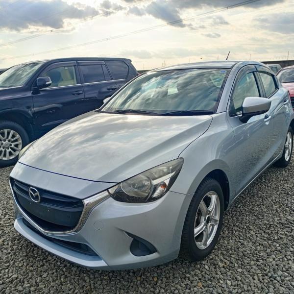 2019 Mazda Demio