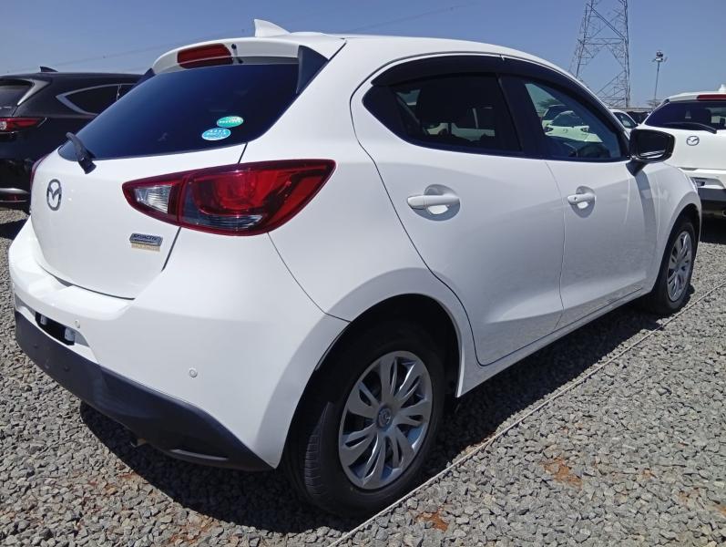 2018 Mazda Demio