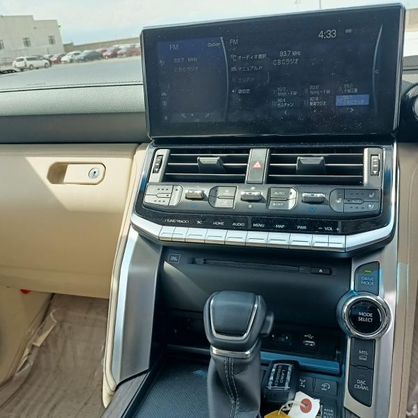 2021 Toyota Land Cruiser LC 300