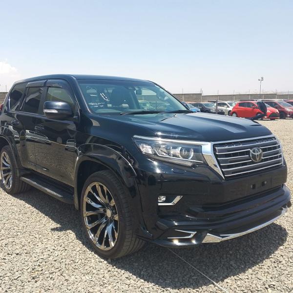 2017 Toyota Land Cruiser Prado TX