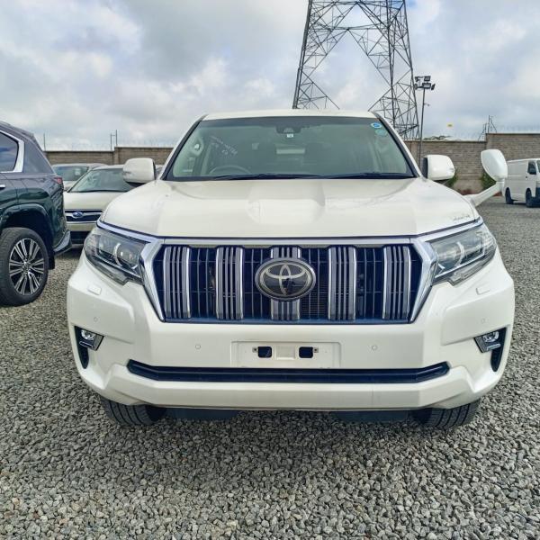 2018 Toyota Land Cruiser Prado