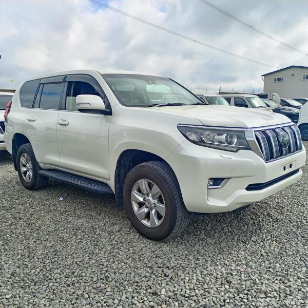 2018 Toyota Land Cruiser Prado