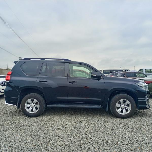 2018 Toyota Land Cruiser Prado TX