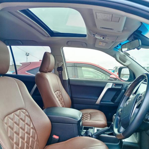 2018 Toyota Land Cruiser Prado TX