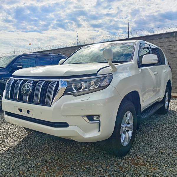 2018 Toyota Land Cruiser Prado