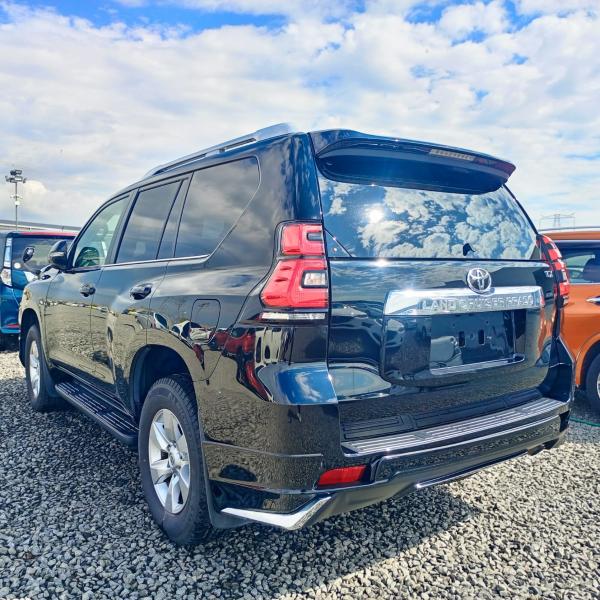 2019 Toyota Land Cruiser Prado TX-L