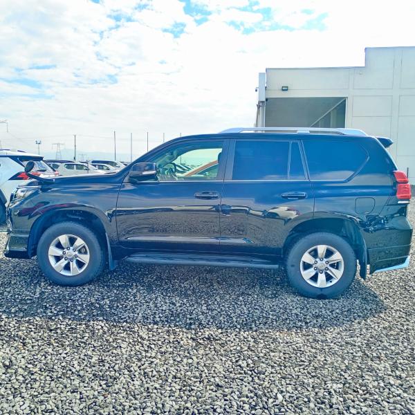 2019 Toyota Land Cruiser Prado TX-L