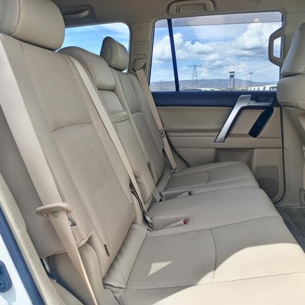 2019 Toyota Land Cruiser Prado TX
