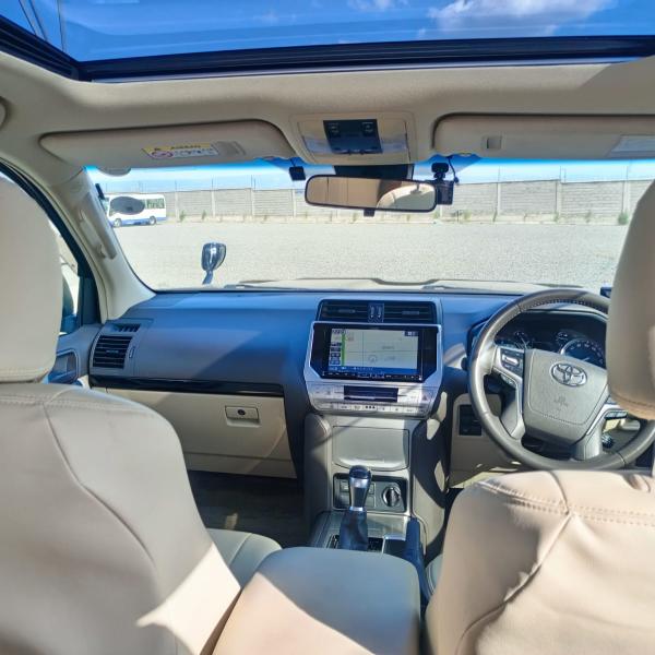 2019 Toyota Land Cruiser Prado TX
