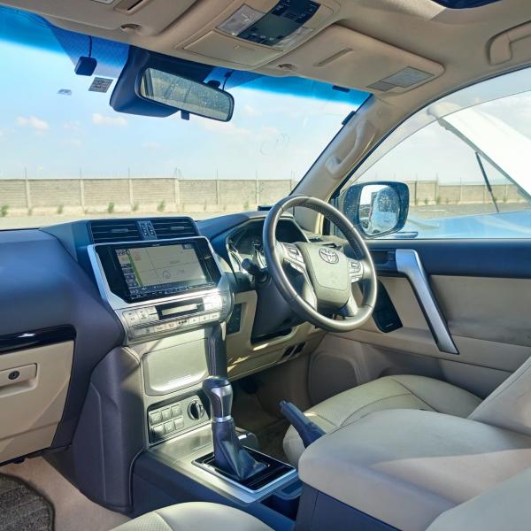 2019 Toyota Land Cruiser Prado TX