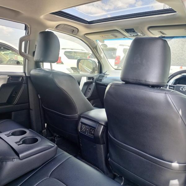 2019 Toyota Land Cruiser Prado TX