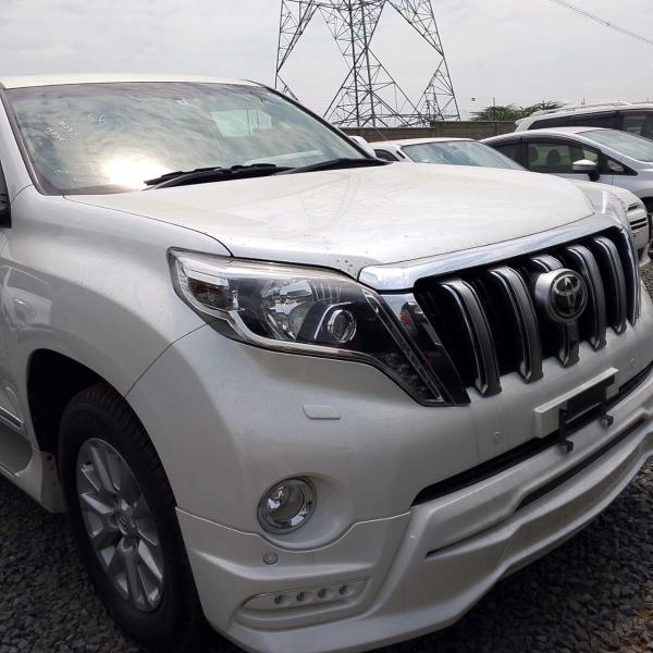 2018 Toyota Land Cruiser Prado TX-L