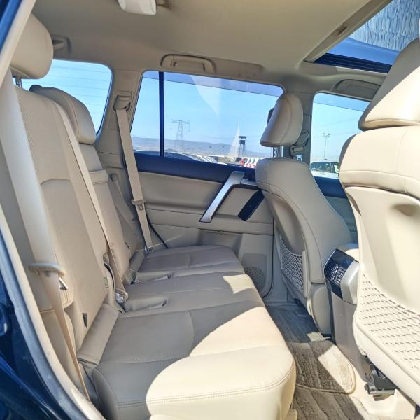 2019 Toyota Land Cruiser Prado TZ-G