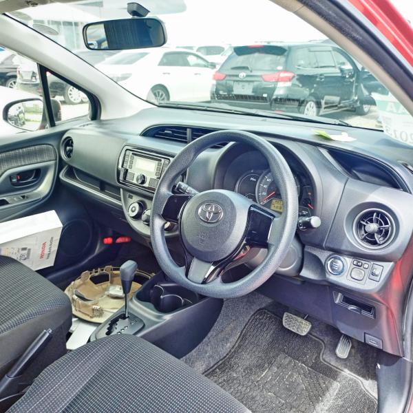 2017 Toyota Vitz