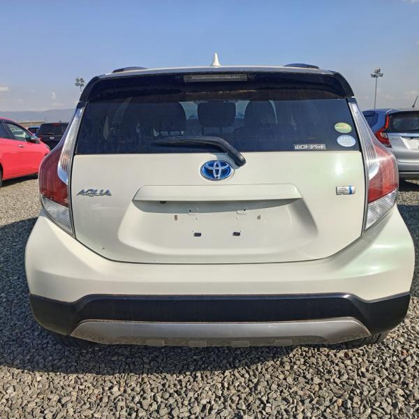 2017 Toyota Aqua(HYB)