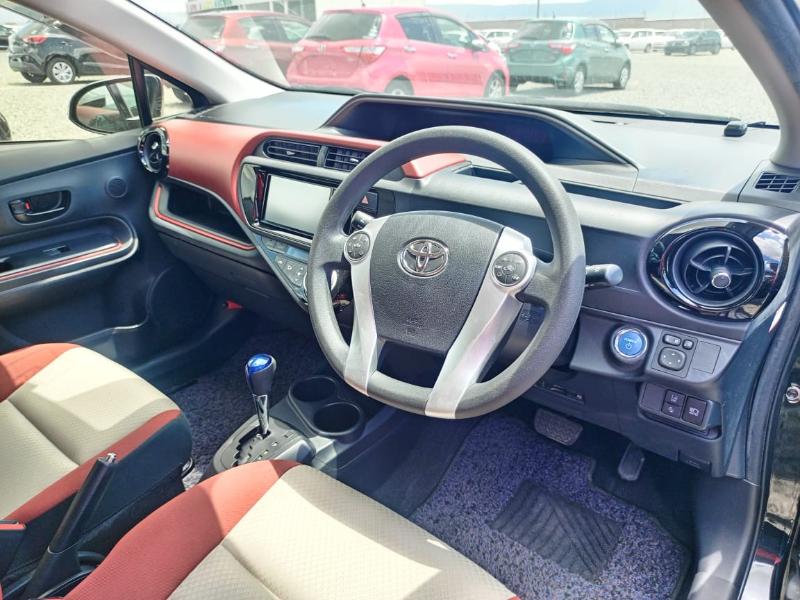 2017 Toyota Aqua(HYB)
