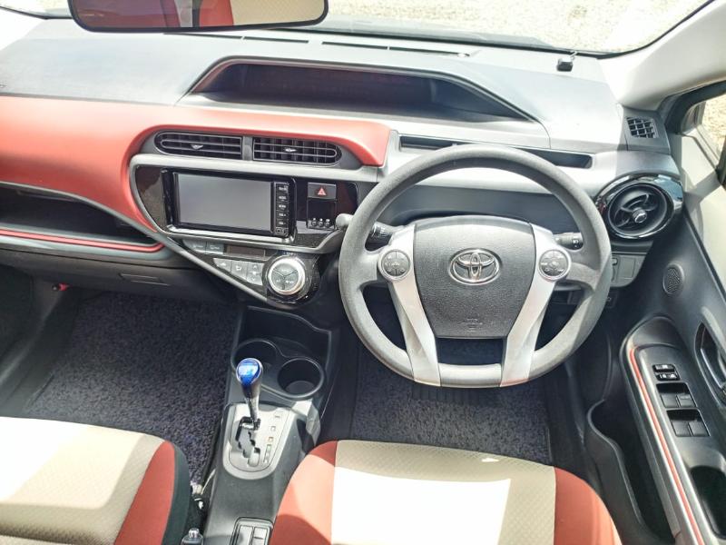 2017 Toyota Aqua(HYB)