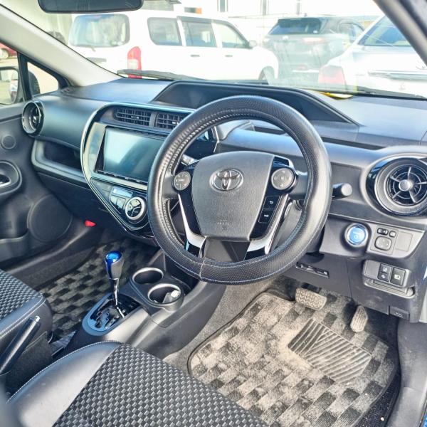 2017 Toyota Aqua(HYB)