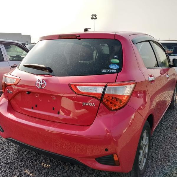 2017 Toyota Vitz