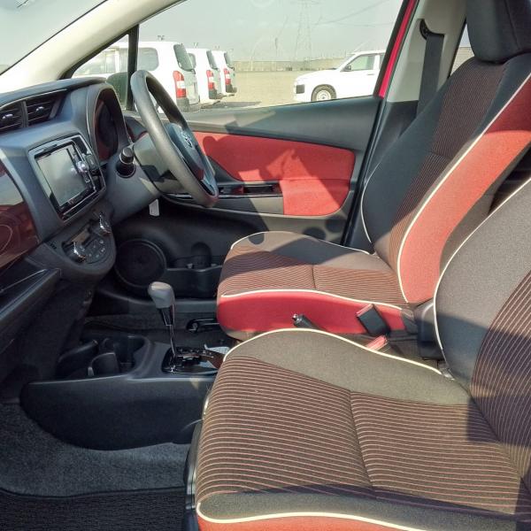 2017 Toyota Vitz