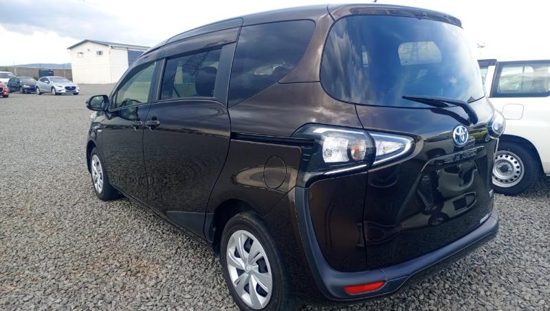2019 Toyota Sienta HYB