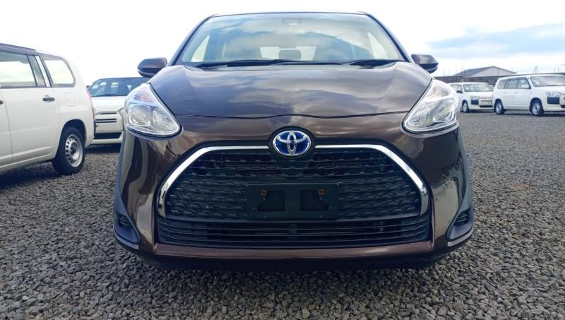 2019 Toyota Sienta HYB