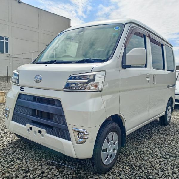 2018 Daihatsu Hijet Cargo