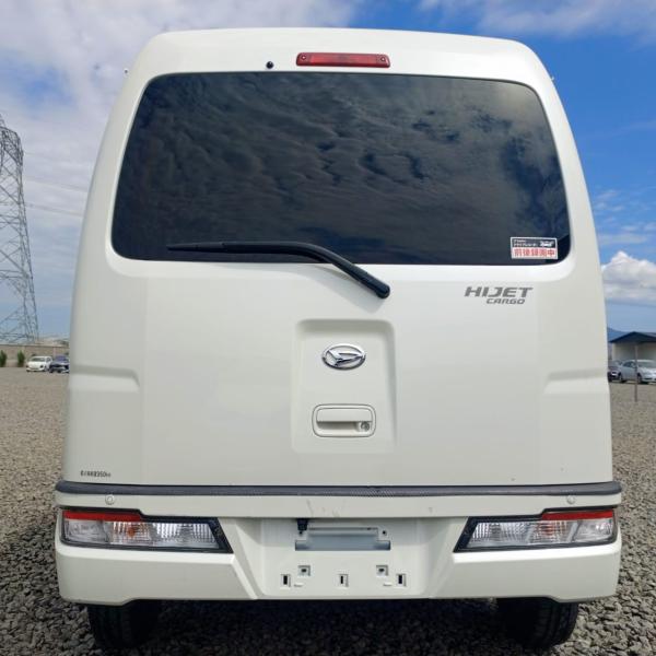 2018 Daihatsu HijetCargo