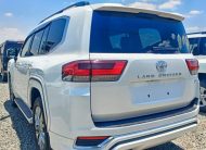 2022 Toyota land Cruiser LC 300