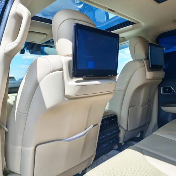 2022 Toyota Land Cruiser LC 300