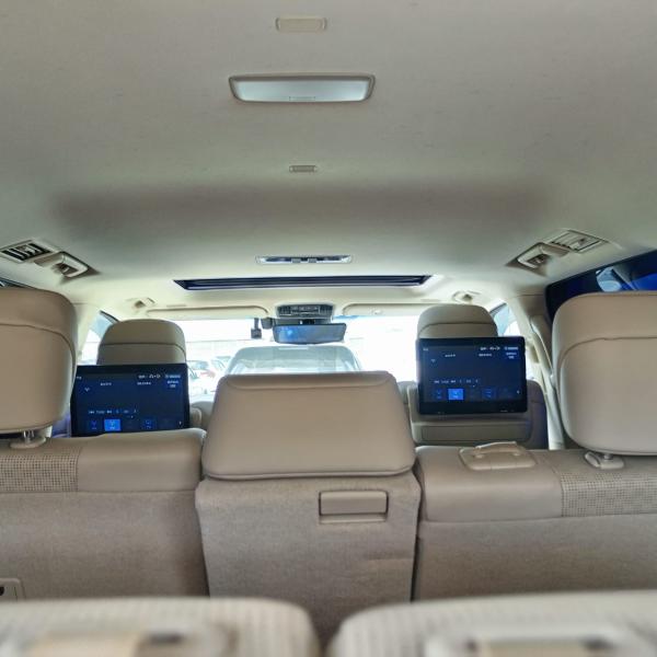 2022 Toyota Land Cruiser LC 300