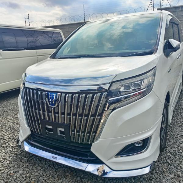 2017 Toyota Esquire (HYBRID)